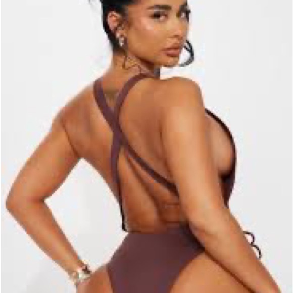 Envya Women’s Fun and Fresh 1 piece swimsuit Sz S in mocha - Picture 2 of 3